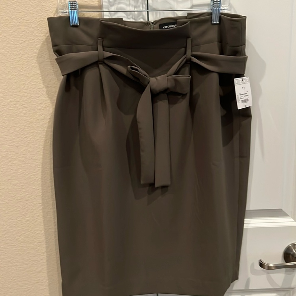 NWT Liz Claiborne Career Skirt